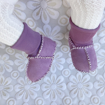 Chaussons doux pour bébé en peluche