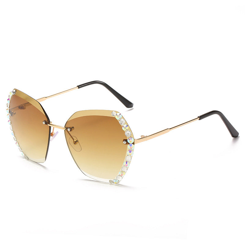 Lunettes de soleil hexagonales en diamant